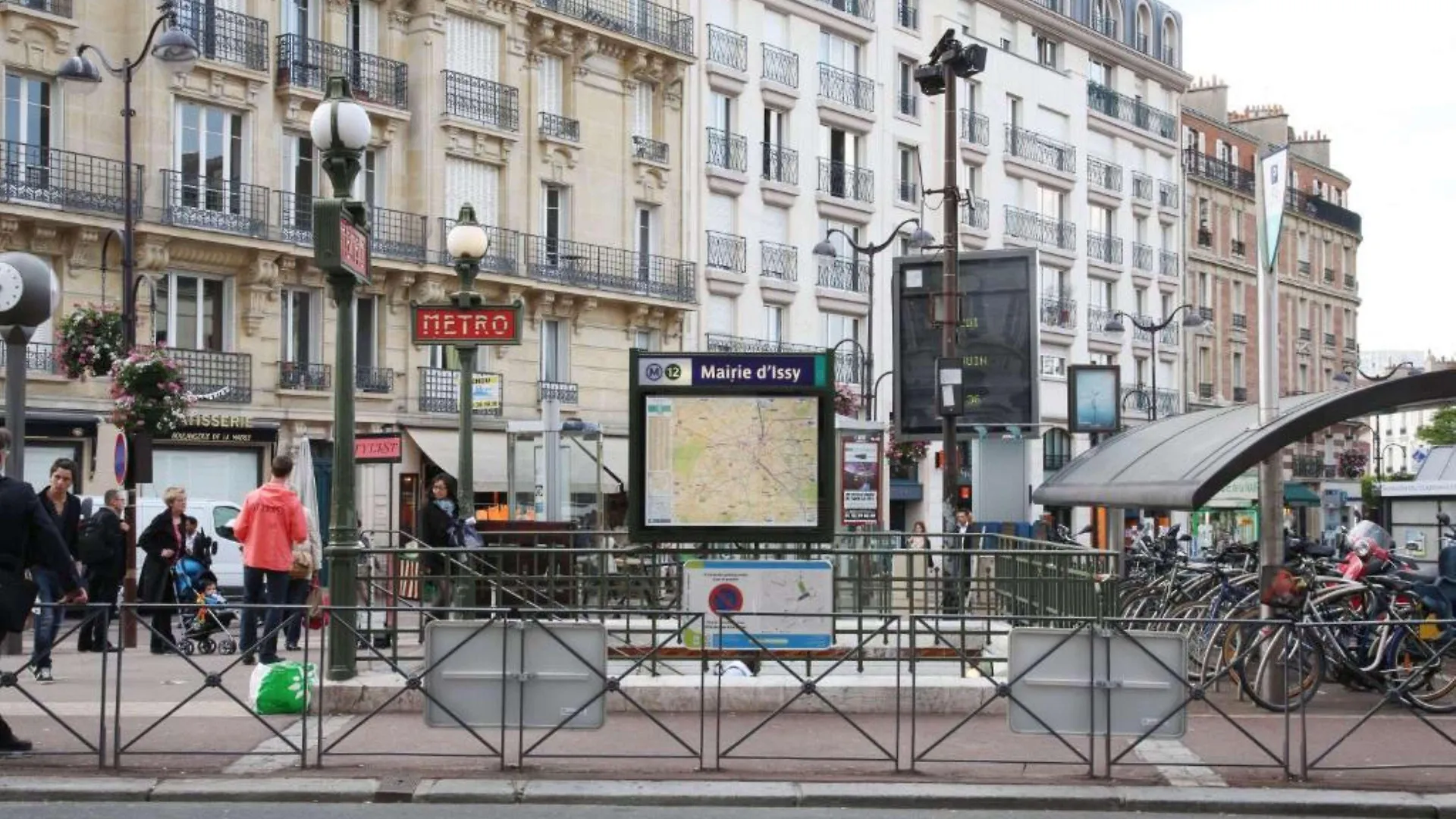 Western Paris Porte De Versailles Issy-les-Moulineaux
