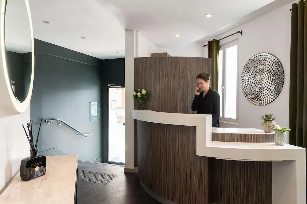 Western Paris Porte De Versailles 3*